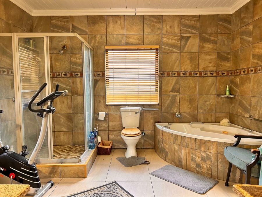 3 Bedroom Property for Sale in Vaal de Grace Golf Estate Free State